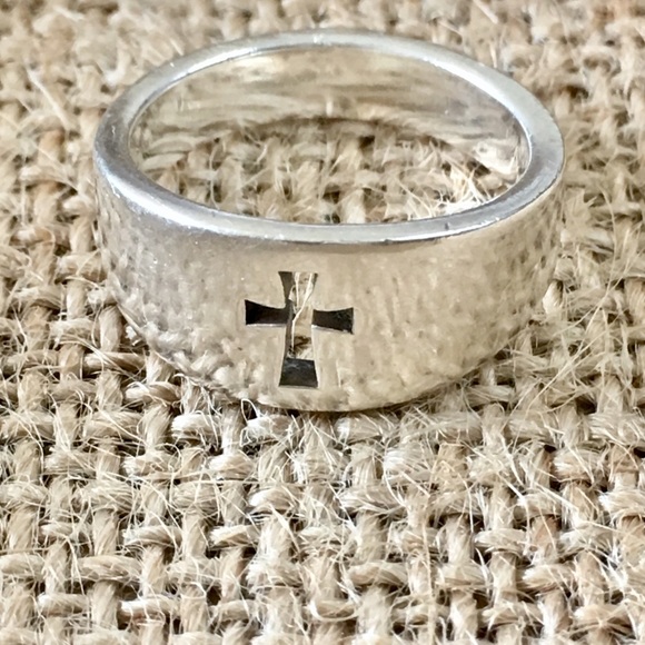James Avery Jewelry - James Avery Narrow Crosslet Ring, Size 5